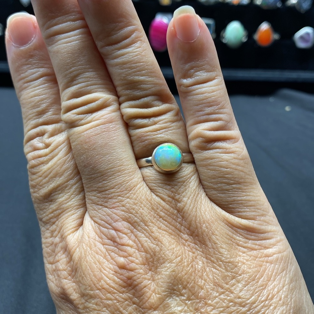 Ethiopian Opal Ring Size 10 in Solid Sterling Silver 925 - Picture 3 of 9